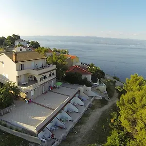 anka-studios.primorje-gorskikotar.com/