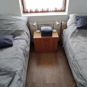 Apartman Tornácos, Eger